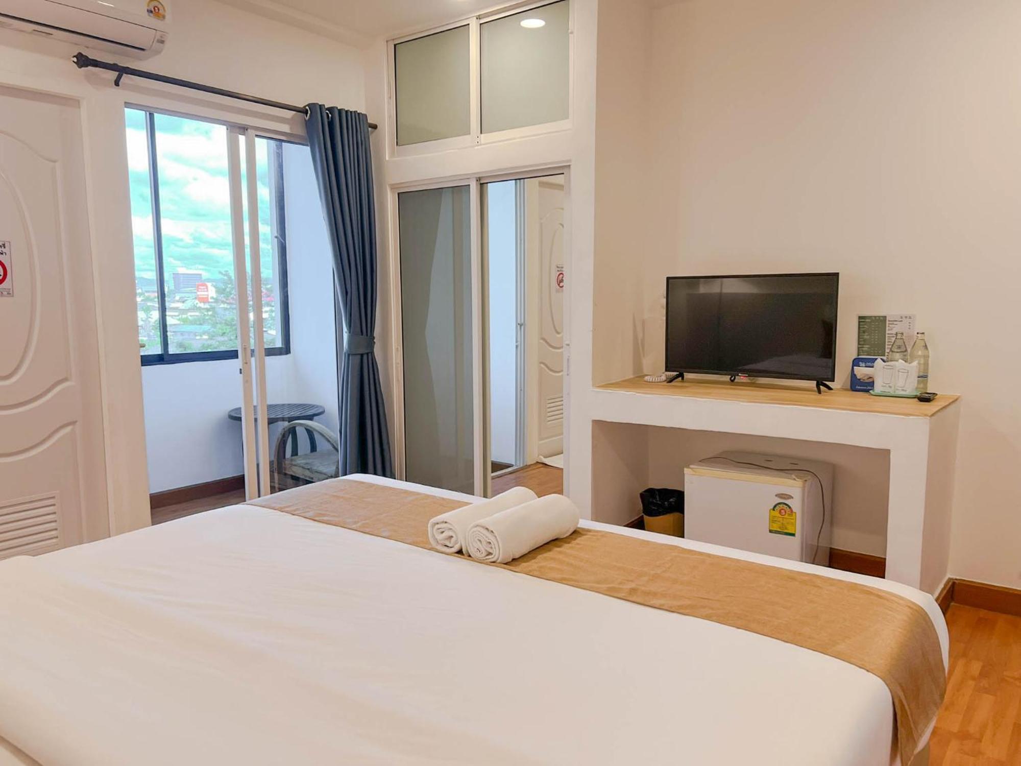 Inspire House Hotel Чиангмай Экстерьер фото