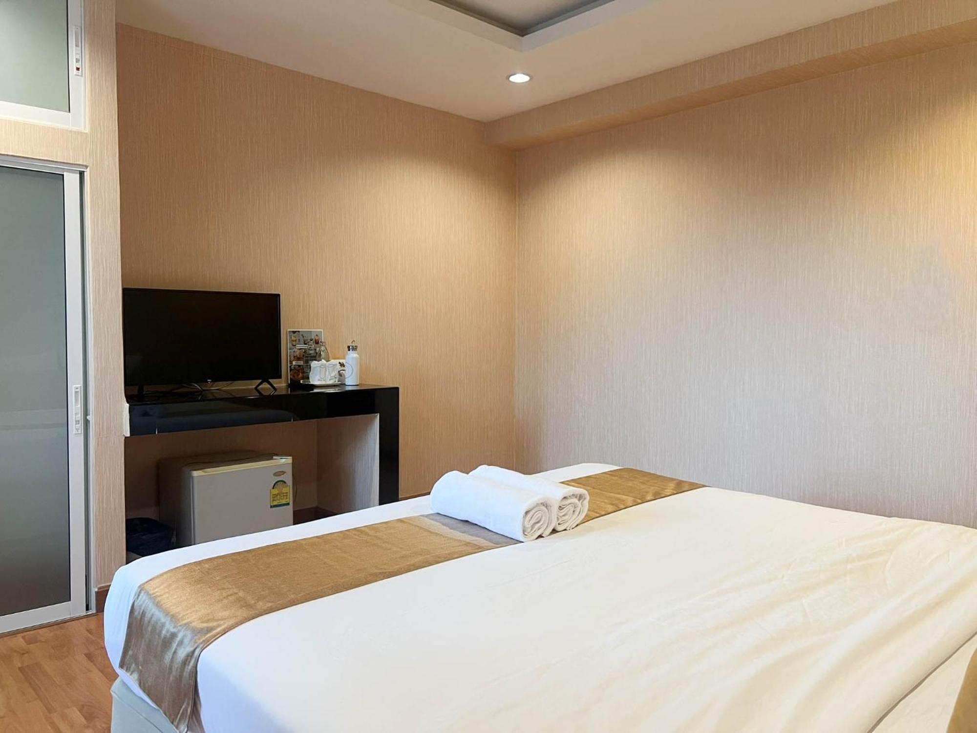 Inspire House Hotel Чиангмай Экстерьер фото