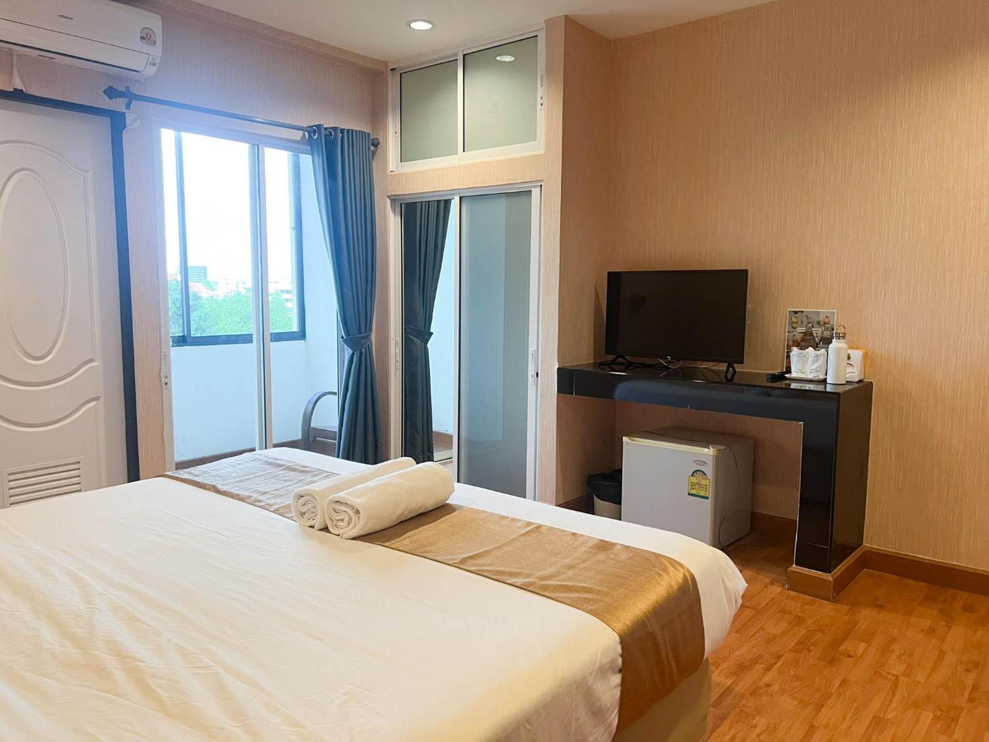 Inspire House Hotel Чиангмай Экстерьер фото