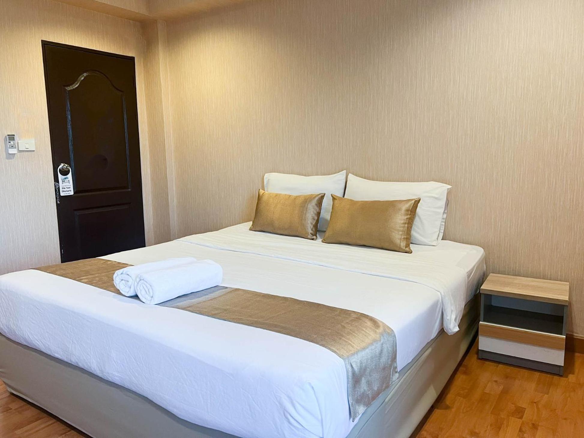 Inspire House Hotel Чиангмай Экстерьер фото