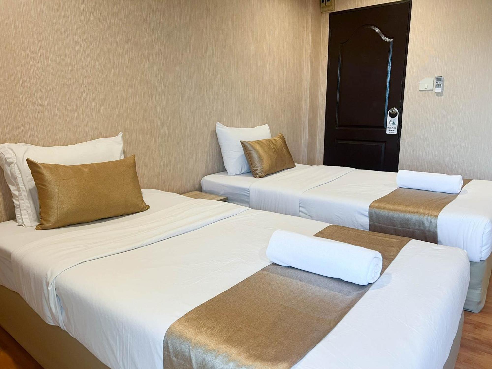 Inspire House Hotel Чиангмай Экстерьер фото