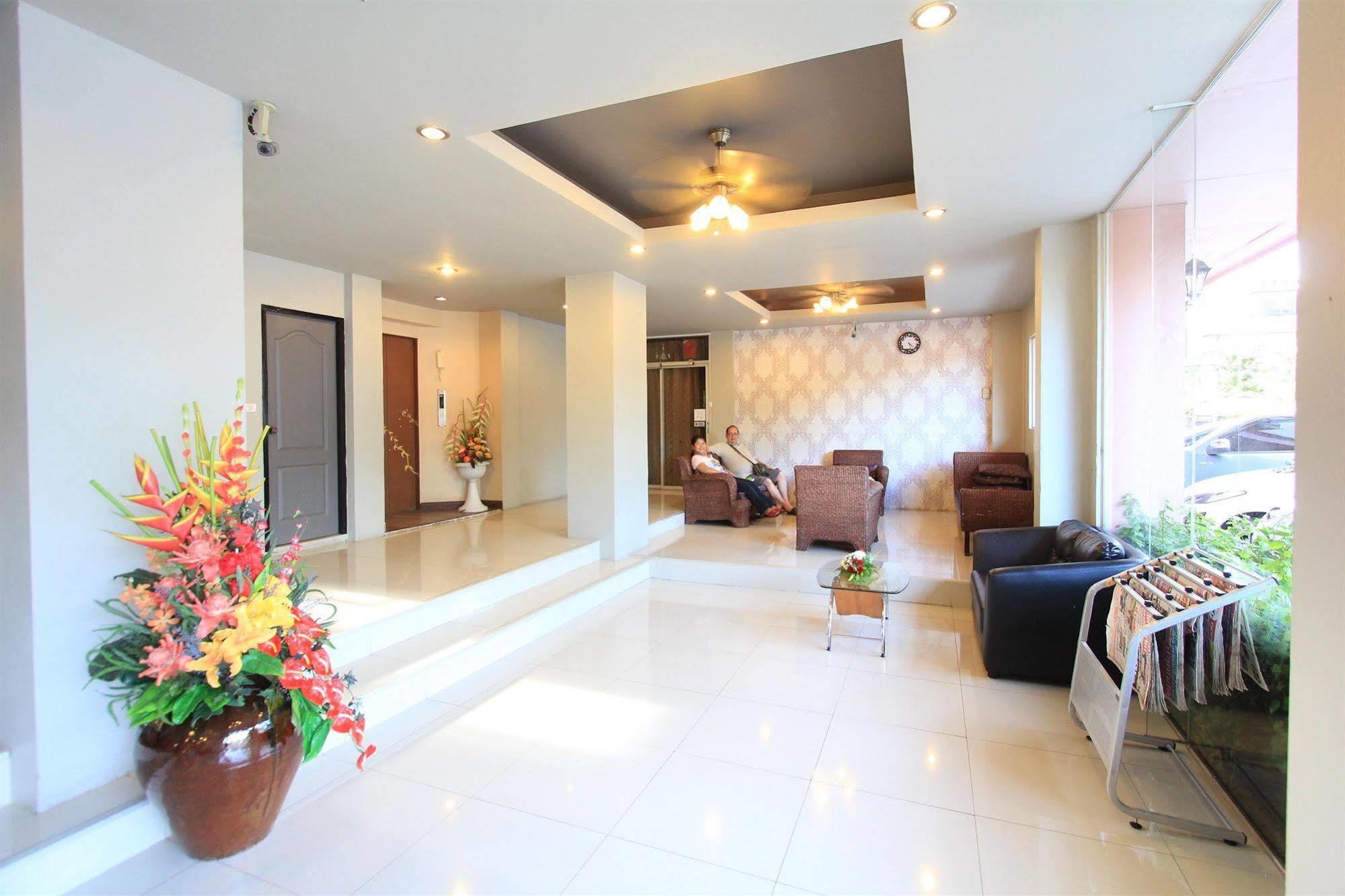 Inspire House Hotel Чиангмай Экстерьер фото